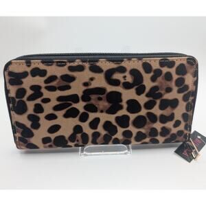 Women's Leopard Animal Print Wallet Long Zip Around Clutch Brown Tan Black NWT